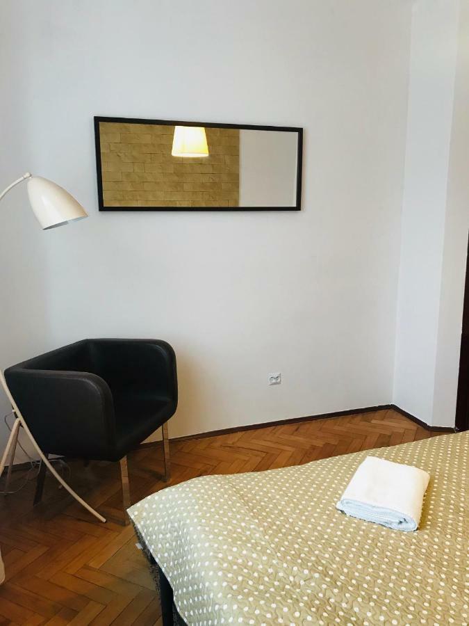 Vinci Apartment In The City Center Краків Екстер'єр фото