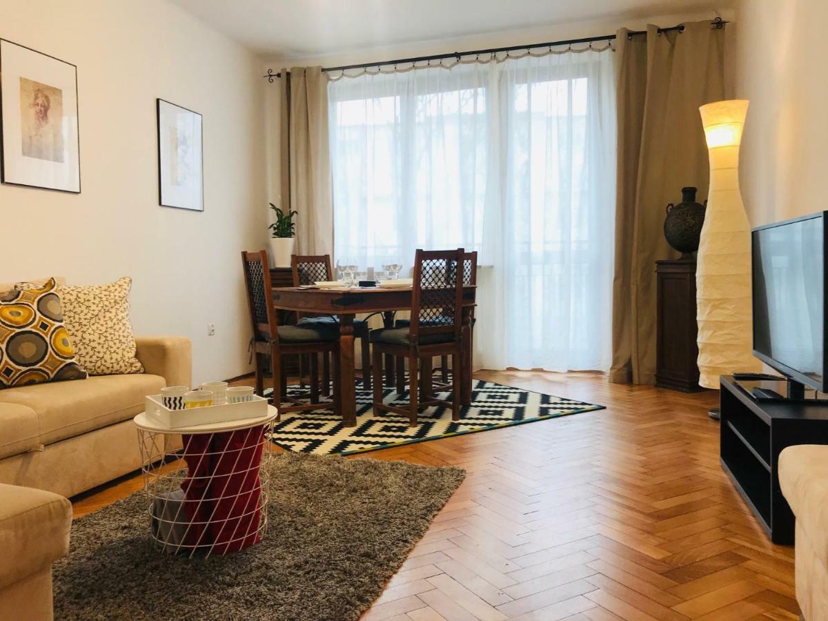 Vinci Apartment In The City Center Краків Екстер'єр фото